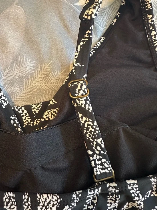 NWTS Island Escape Tankini Tropical Print Sz 6/sm - Picture 8 of 12